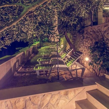 Guest House Villa Maslina 네움 외부 사진