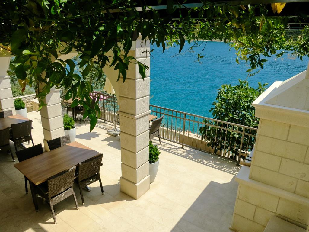 Guest House Villa Maslina 네움 외부 사진