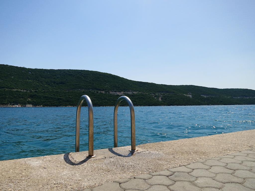 Guest House Villa Maslina 네움 외부 사진