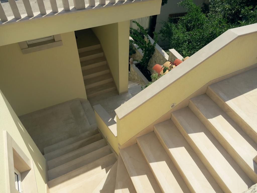 Guest House Villa Maslina 네움 외부 사진