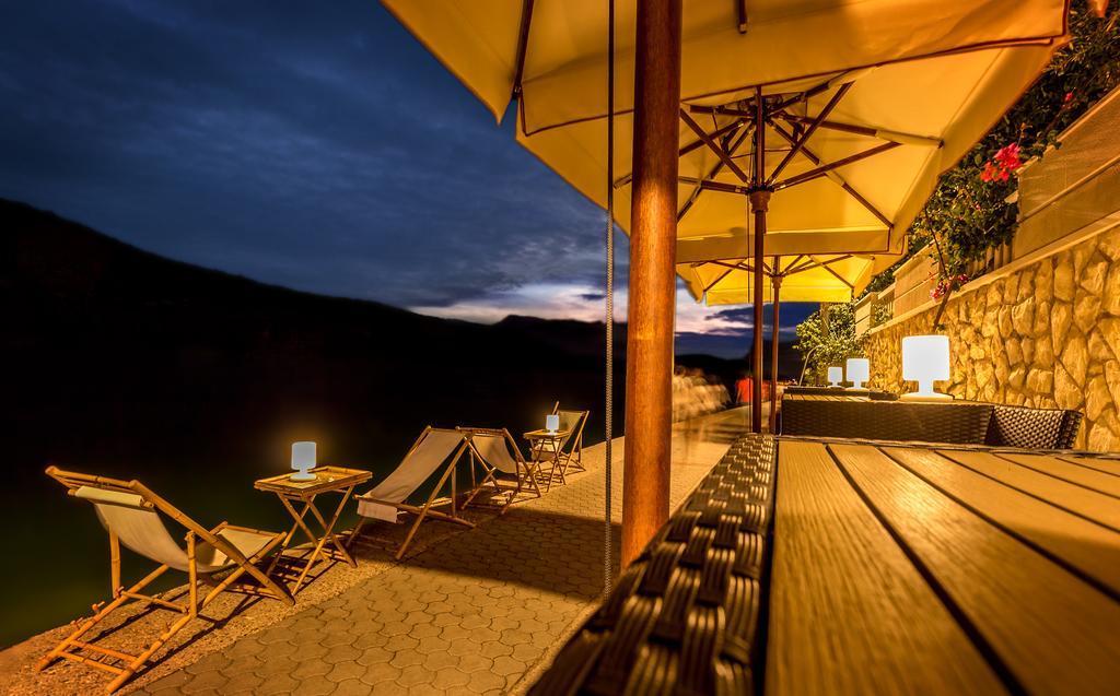 Guest House Villa Maslina 네움 외부 사진