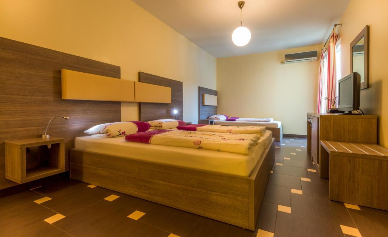 Guest House Villa Maslina 네움 객실 사진