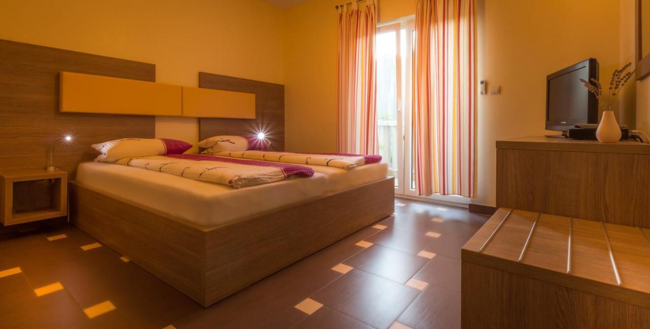 Guest House Villa Maslina 네움 객실 사진